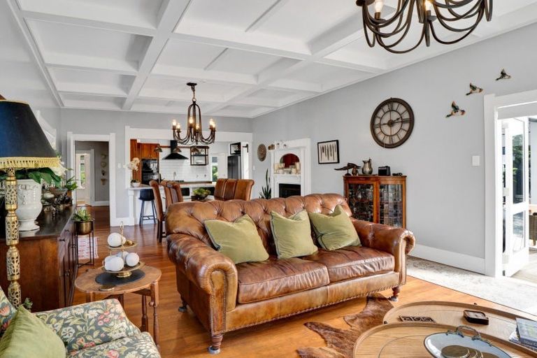 Photo of property in 500 Richmond Road, Lepperton, New Plymouth, 4373