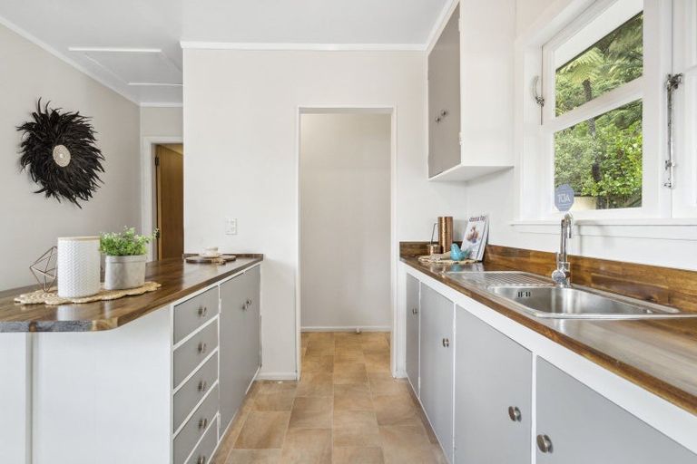 Photo of property in 80 Hine Road, Wainuiomata, Lower Hutt, 5014