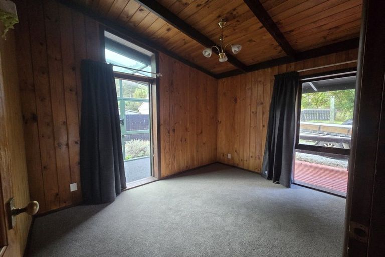 Photo of property in 694 Whitemans Valley Road, Whitemans Valley, Upper Hutt, 5371