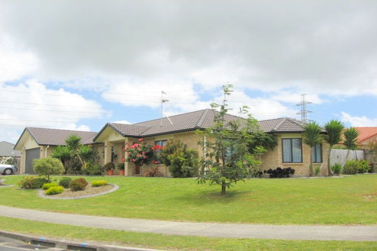 Photo of property in 63 Longford Park Drive, Takanini, 2112