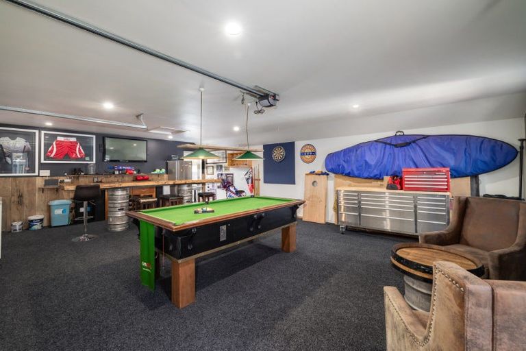 Photo of property in 39 Broadhaven Avenue, Parklands, Christchurch, 8083