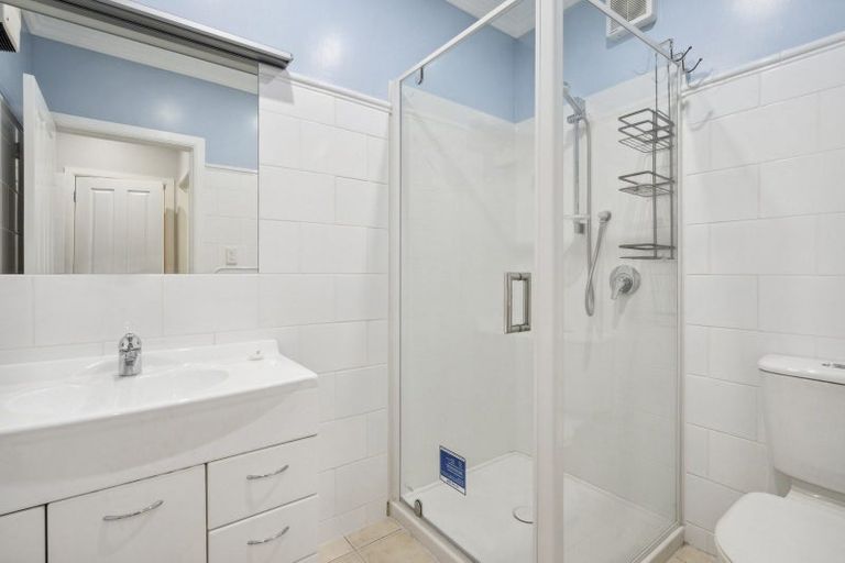 Photo of property in 41 Futuna Close, Karori, Wellington, 6012