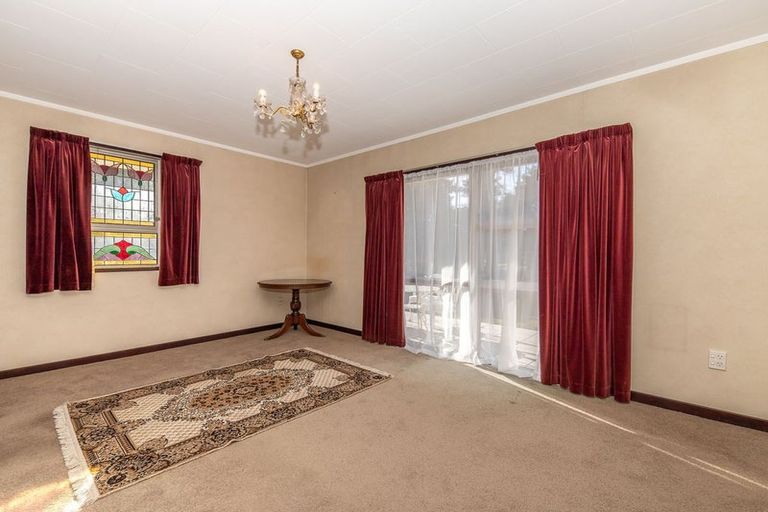 Photo of property in 44 Henley Street, Westport, 7825