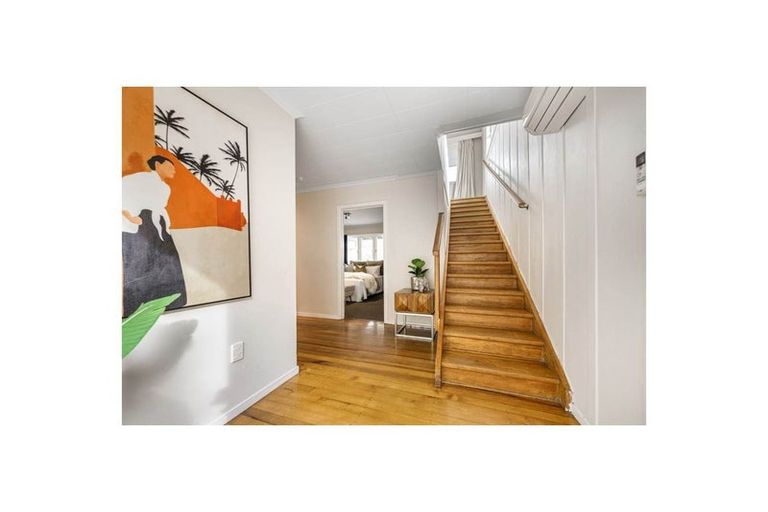Photo of property in 628 Whangaparaoa Road, Stanmore Bay, Whangaparaoa, 0932