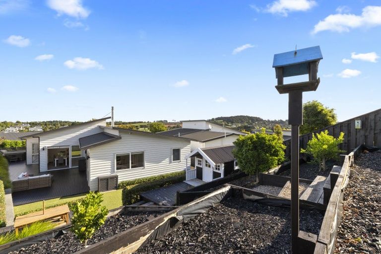 Photo of property in 22 Knoll Rise, Pukekohe, 2120
