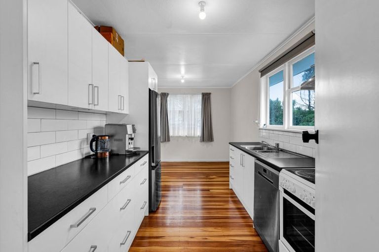 Photo of property in 41 Blagdon Road, Marfell, New Plymouth, 4310