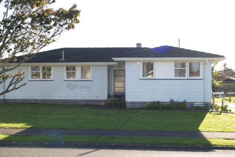 Photo of property in 31 Mayflower Close, Mangere East, Auckland, 2024