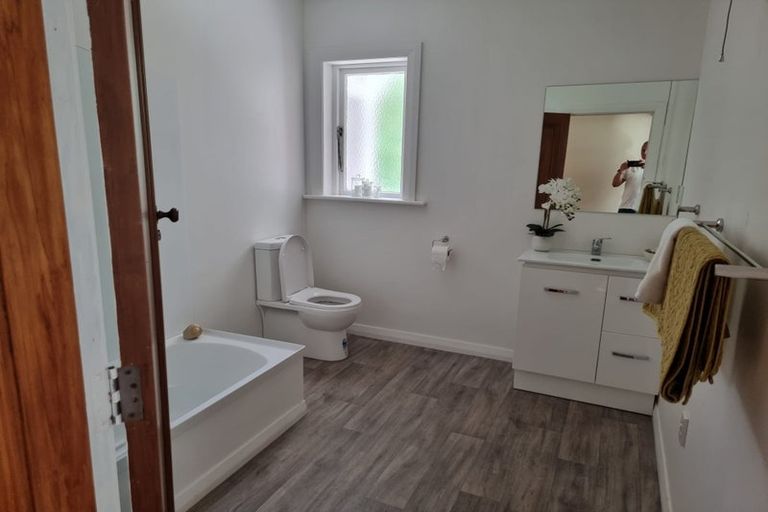 Photo of property in 24a Waipapa Road, Hataitai, Wellington, 6021