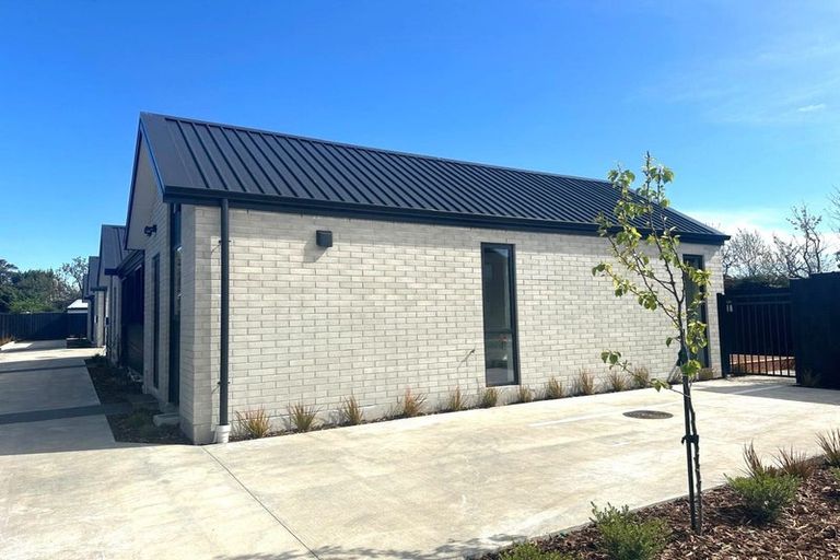 Photo of property in 1/66 Centennial Avenue, Riccarton, Christchurch, 8041