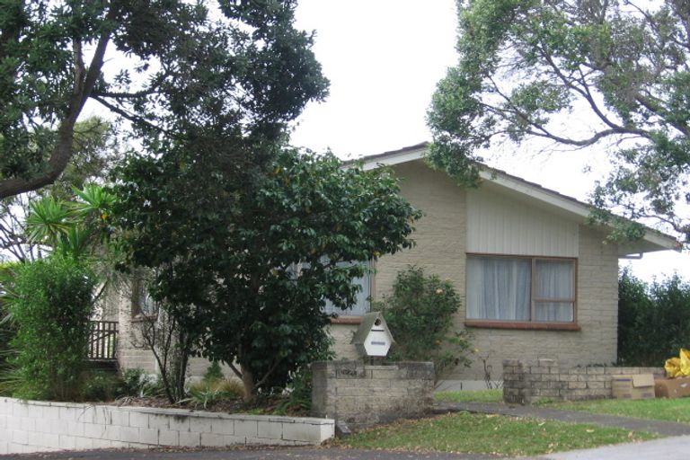 Photo of property in 83 Daffodil Street, Titirangi, Auckland, 0604