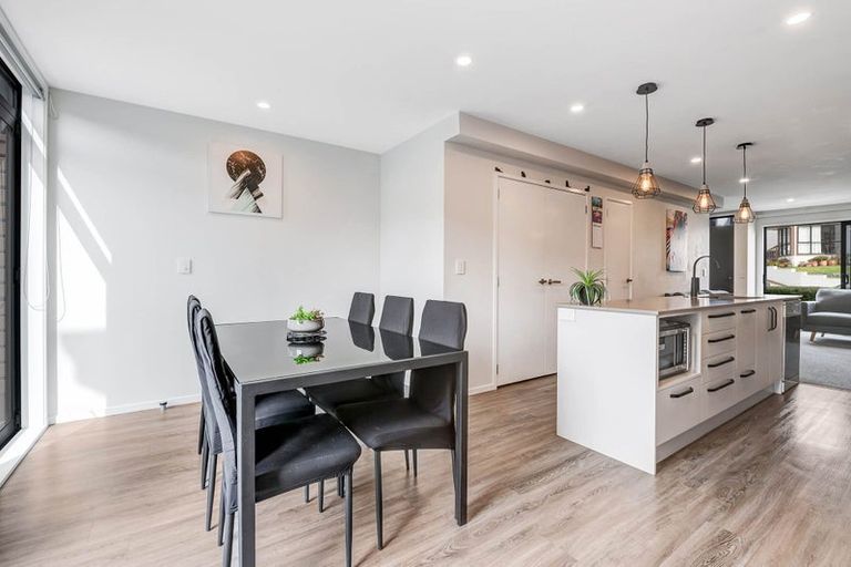 Photo of property in 4 Orca Drive, Stanmore Bay, Whangaparaoa, 0932