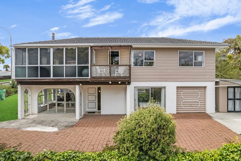 Photo of property in 4 Seakens Way, Glen Eden, Auckland, 0602