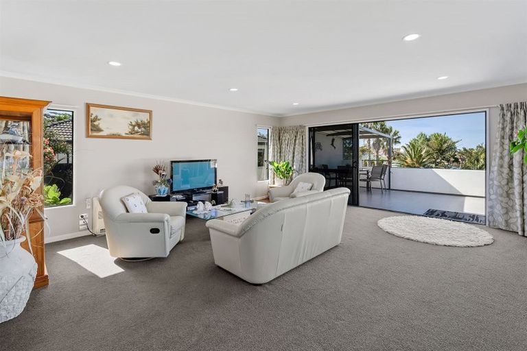 Photo of property in 63 Kensington Terrace, Gulf Harbour, Whangaparaoa, 0930