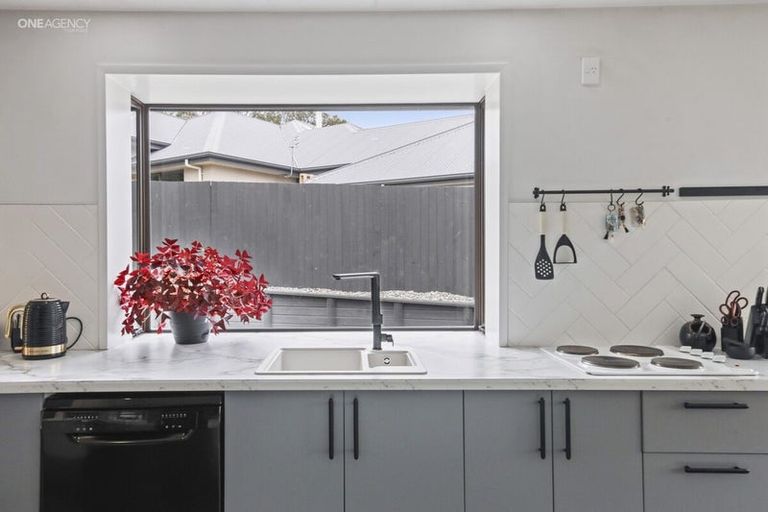 Photo of property in 14 Mcdougal Place, Kaiapoi, 7630