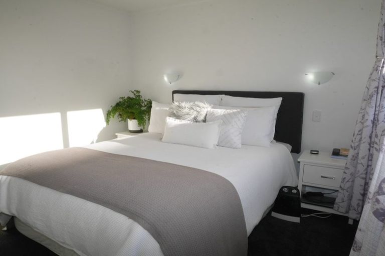 Photo of property in 62a Mazengarb Road, Paraparaumu Beach, Paraparaumu, 5032