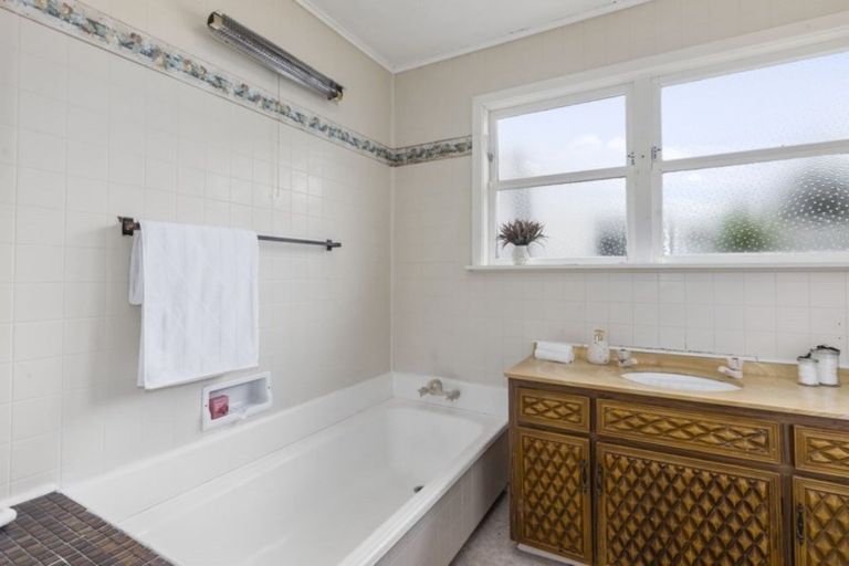 Photo of property in 54 Fraser Street, Wainuiomata, Lower Hutt, 5014