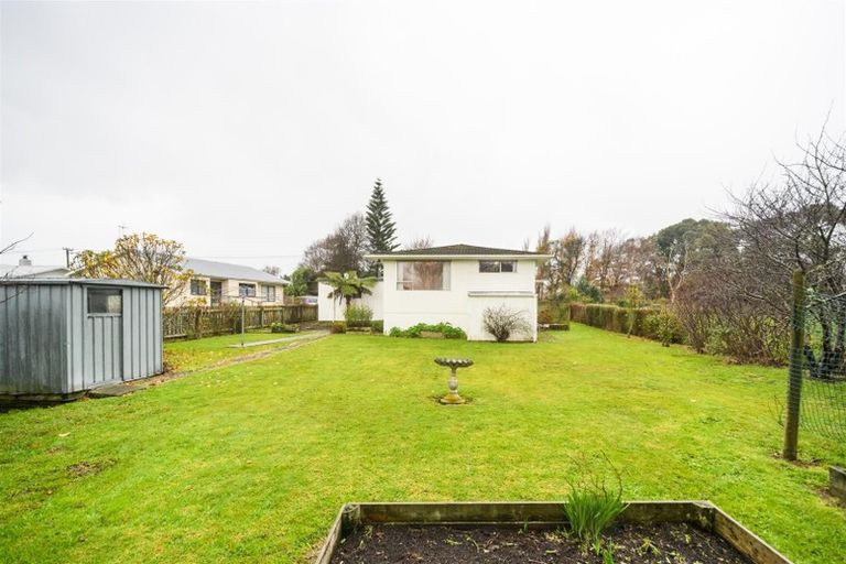 Photo of property in 24 Oaklea Avenue, Marton, 4710