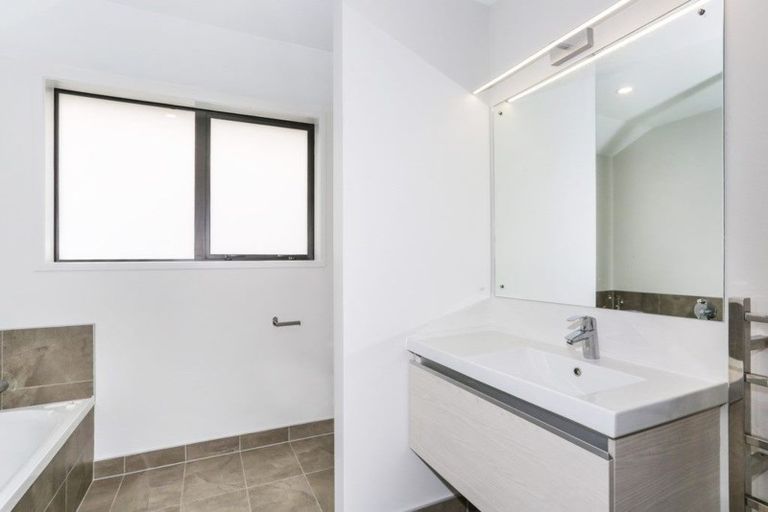 Photo of property in 10 Gibboney Place, Pokeno, 2402