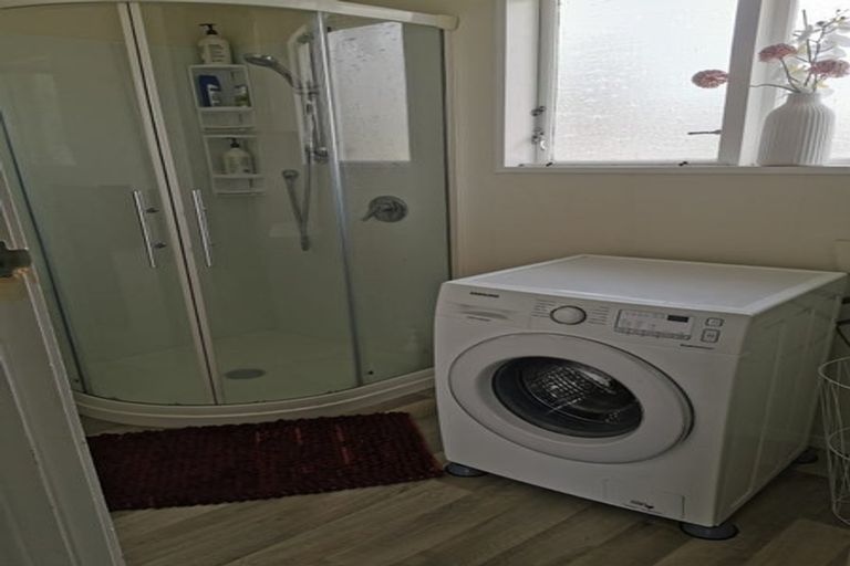 Photo of property in 5a Moewai Park Road, Whitianga, 3510