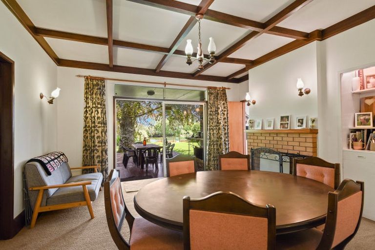Photo of property in 40 Takinga Street, Mourea, Rotorua, 3074