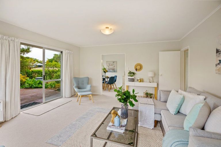 Photo of property in 49b Ngaio Road, Waikanae, 5036