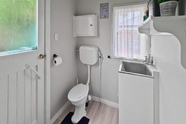 Photo of property in 16 Seabury Avenue, Foxton Beach, Foxton, 4815
