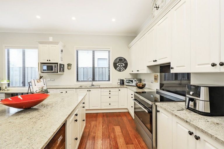 Photo of property in 16 Hunter Drive, Awatoto, Napier, 4110