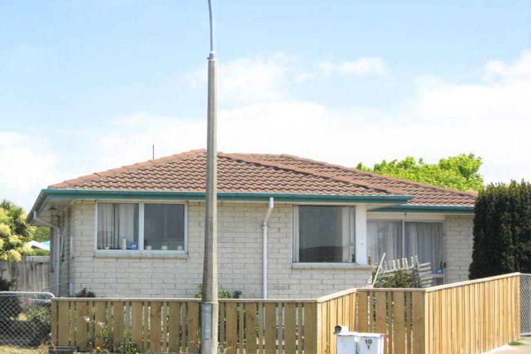 Photo of property in 10 Leonie Place, Aranui, Christchurch, 8061