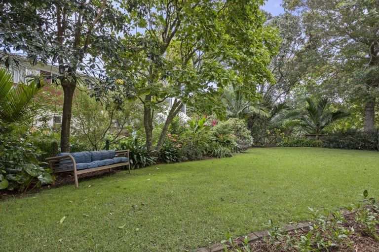 Photo of property in 1 Grove Road, Devonport, Auckland, 0624
