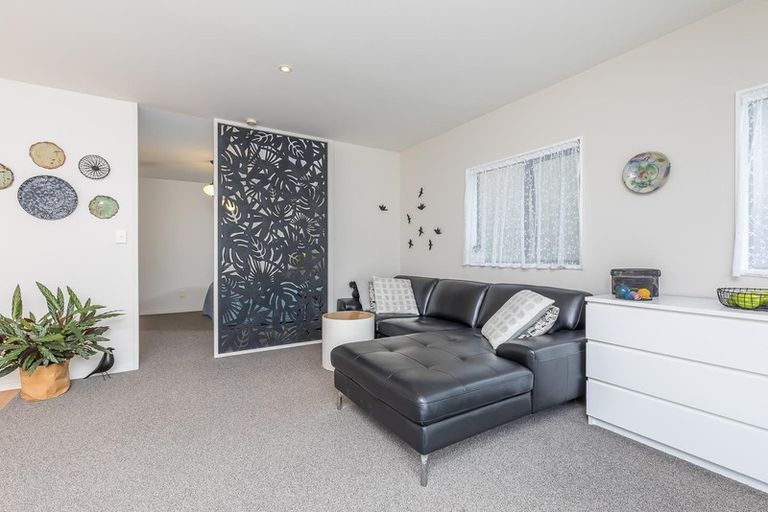Photo of property in 32 Malaspina Place, Papatoetoe, Auckland, 2025