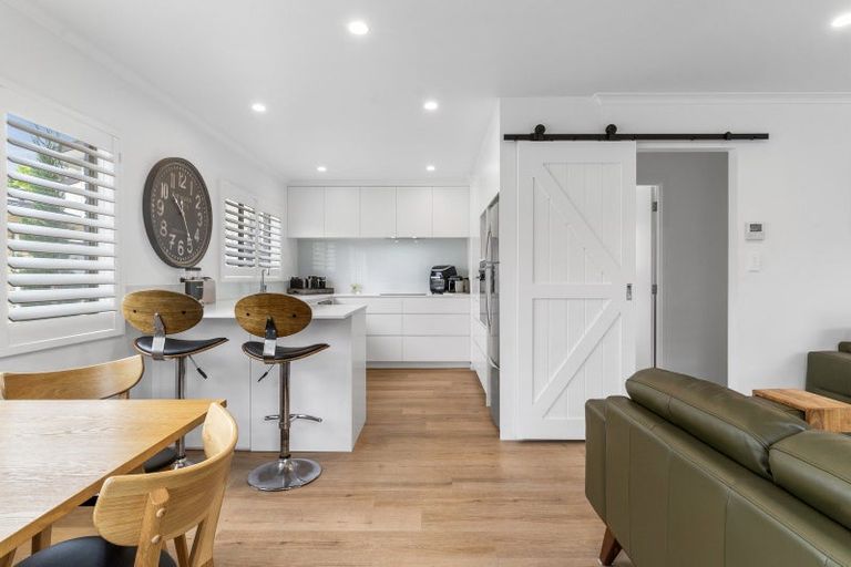 Photo of property in 6 Terrace Avenue, Mount Maunganui, 3116