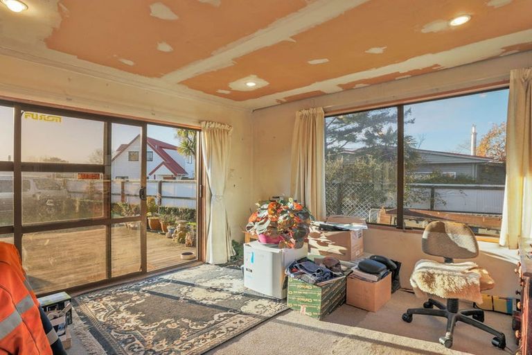 Photo of property in 243 Lyttelton Street, Spreydon, Christchurch, 8024