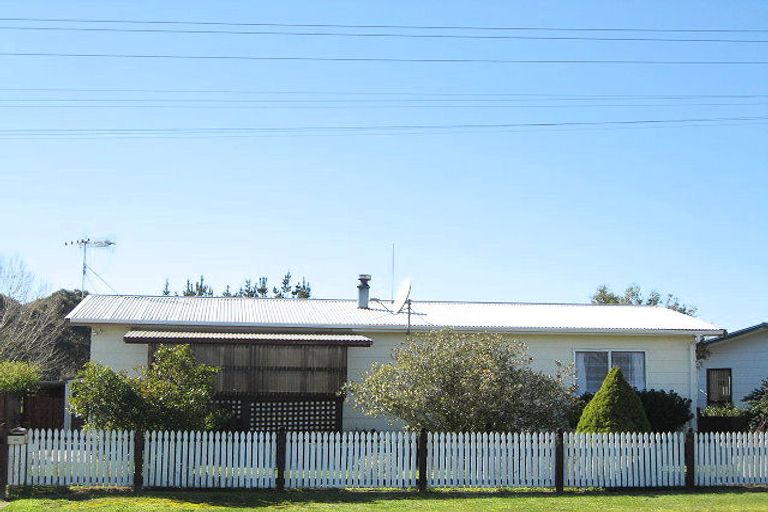Photo of property in 135 Tavistock Road, Waipukurau, 4200