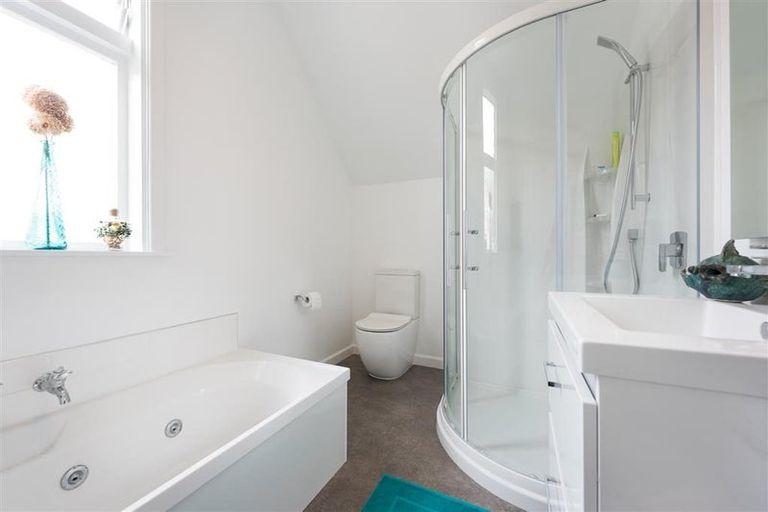 Photo of property in 5 Kio Road, Hataitai, Wellington, 6021