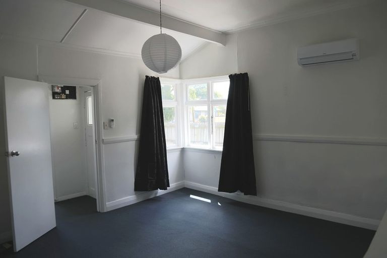 Photo of property in 40 Grafton Street, Waltham, Christchurch, 8011