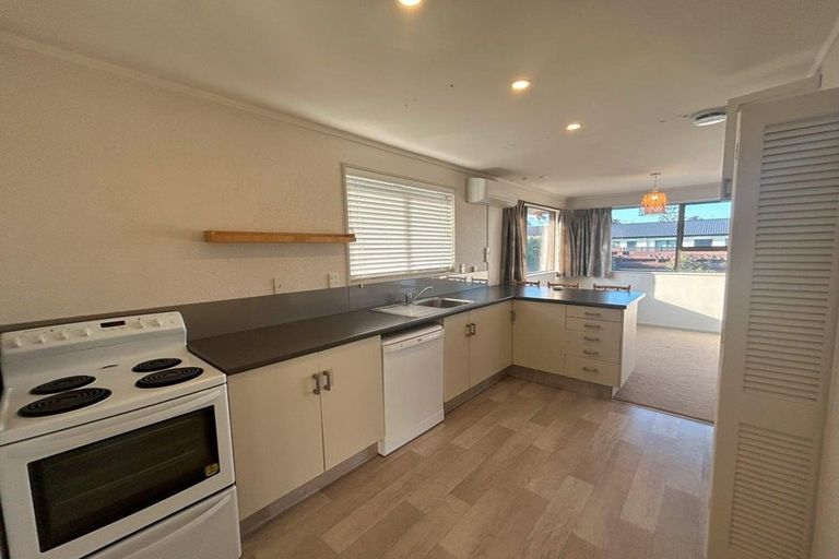 Photo of property in 1b Compton Place, Mount Maunganui, 3116