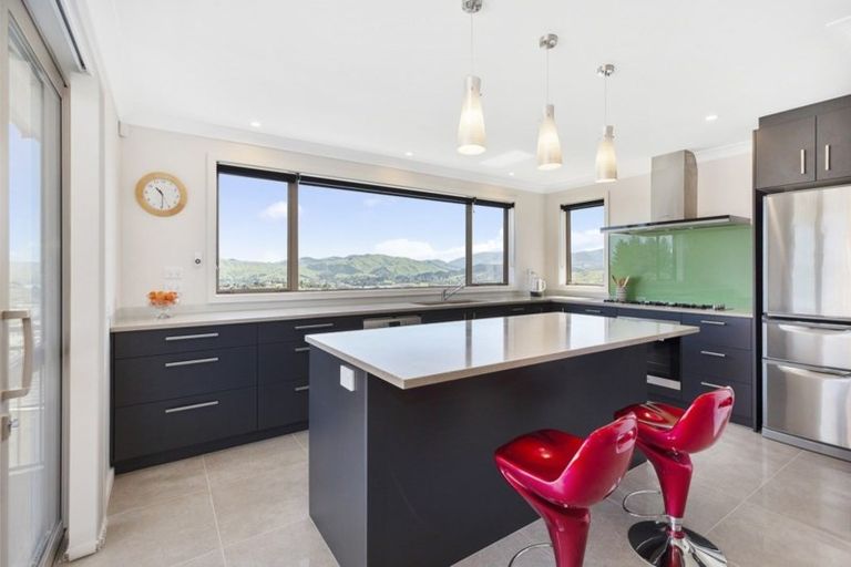 Photo of property in 12 Pacific View, Whitby, Porirua, 5024