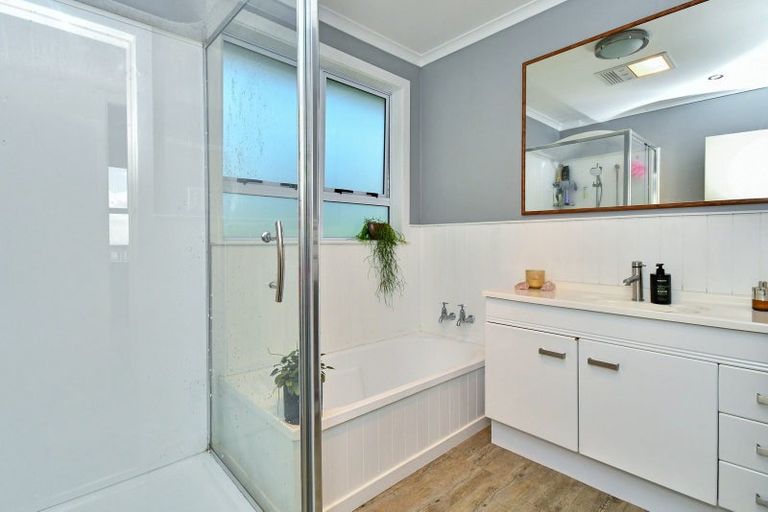 Photo of property in 99 Barber Road, Bombay, 2675
