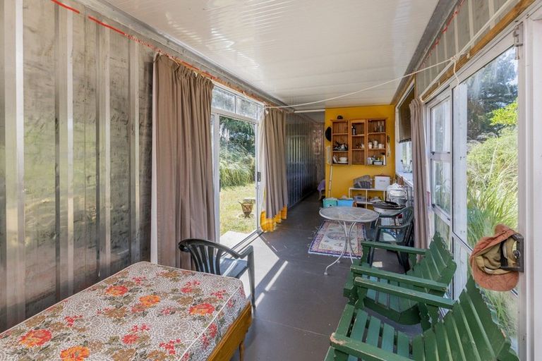 Photo of property in 18 Henham Lane, Waikawa Beach, Manakau, 5573
