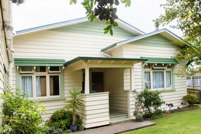 Photo of property in 24 Rainforth Street, Roslyn, Palmerston North, 4414