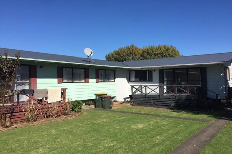 Photo of property in 2/56 Henwood Road, Mangere East, Auckland, 2024