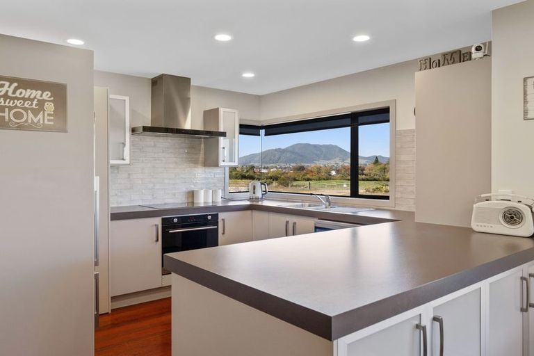 Photo of property in 202 Acacia Bay Road, Nukuhau, Taupo, 3330