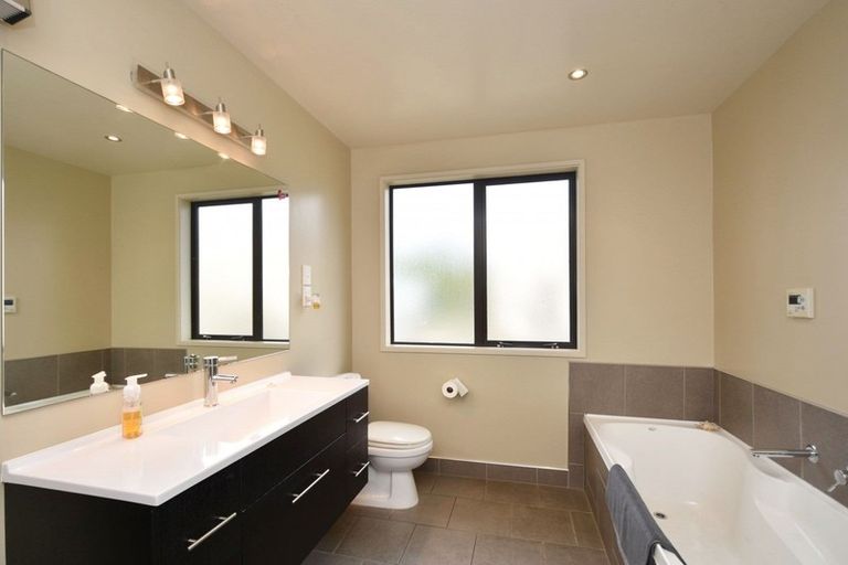 Photo of property in 75 Taiepa Road, Otatara, Invercargill, 9879
