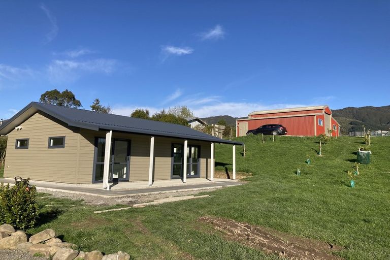 Photo of property in 167c Parkes Line Road, Maymorn, Upper Hutt, 5018