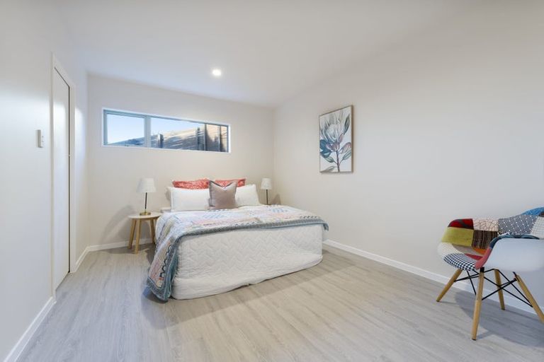 Photo of property in 2 Dhaka Lane, Ranui, Auckland, 0612