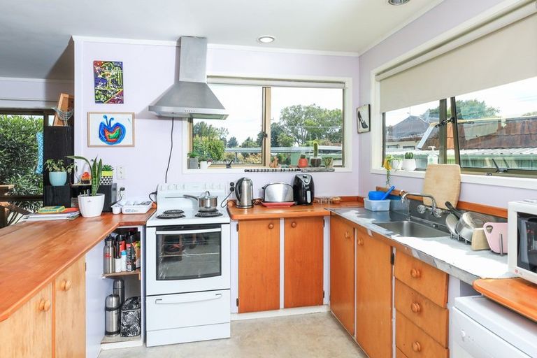 Photo of property in 3 Purcell Place, Melville, Hamilton, 3206