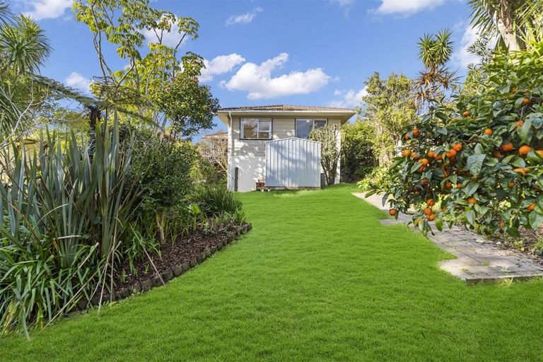 Photo of property in 67 Kia Ora Road, Beach Haven, Auckland, 0626