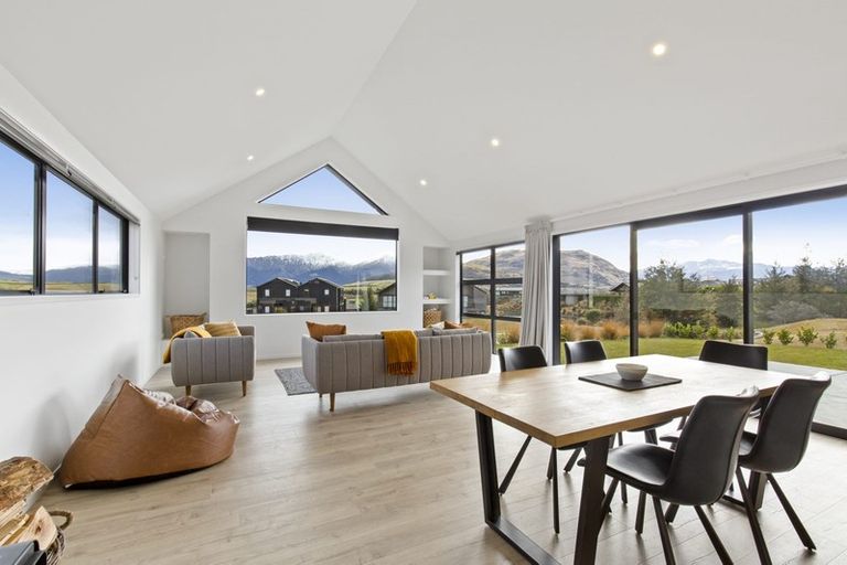 Photo of property in 9 Mcadam Drive, Jacks Point, Queenstown, 9371