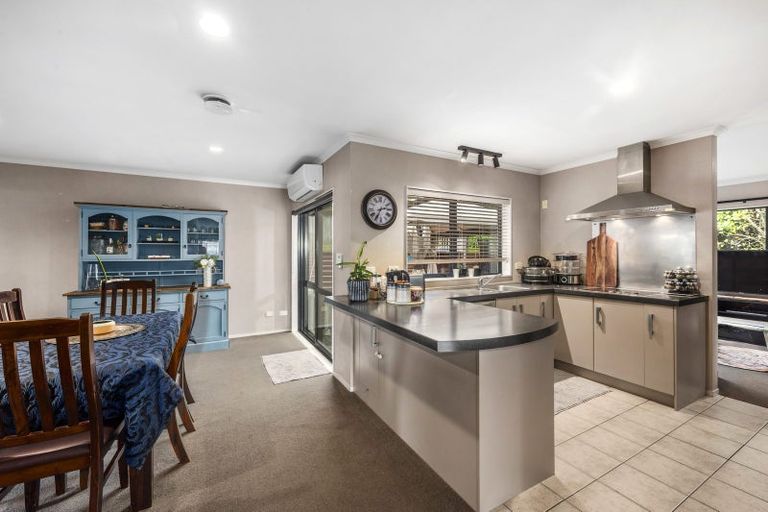 Photo of property in 5 Baxendale Drive, Matipo Heights, Rotorua, 3015