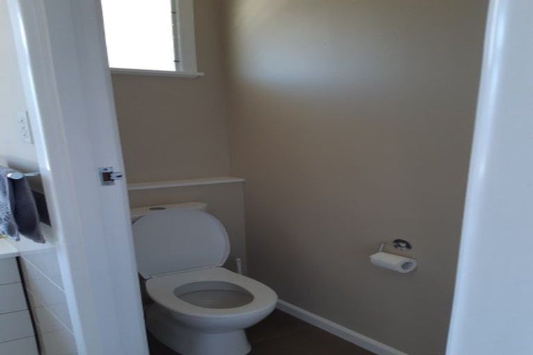 Photo of property in 15 Harpham Street, Taradale, Napier, 4112